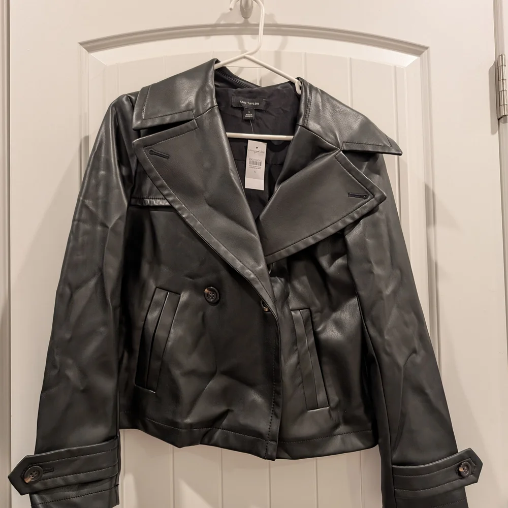 Women's Black Faux Leather Jacket - Picture 1 of 4